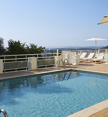 HYÈRES – Hôtel Le Continental