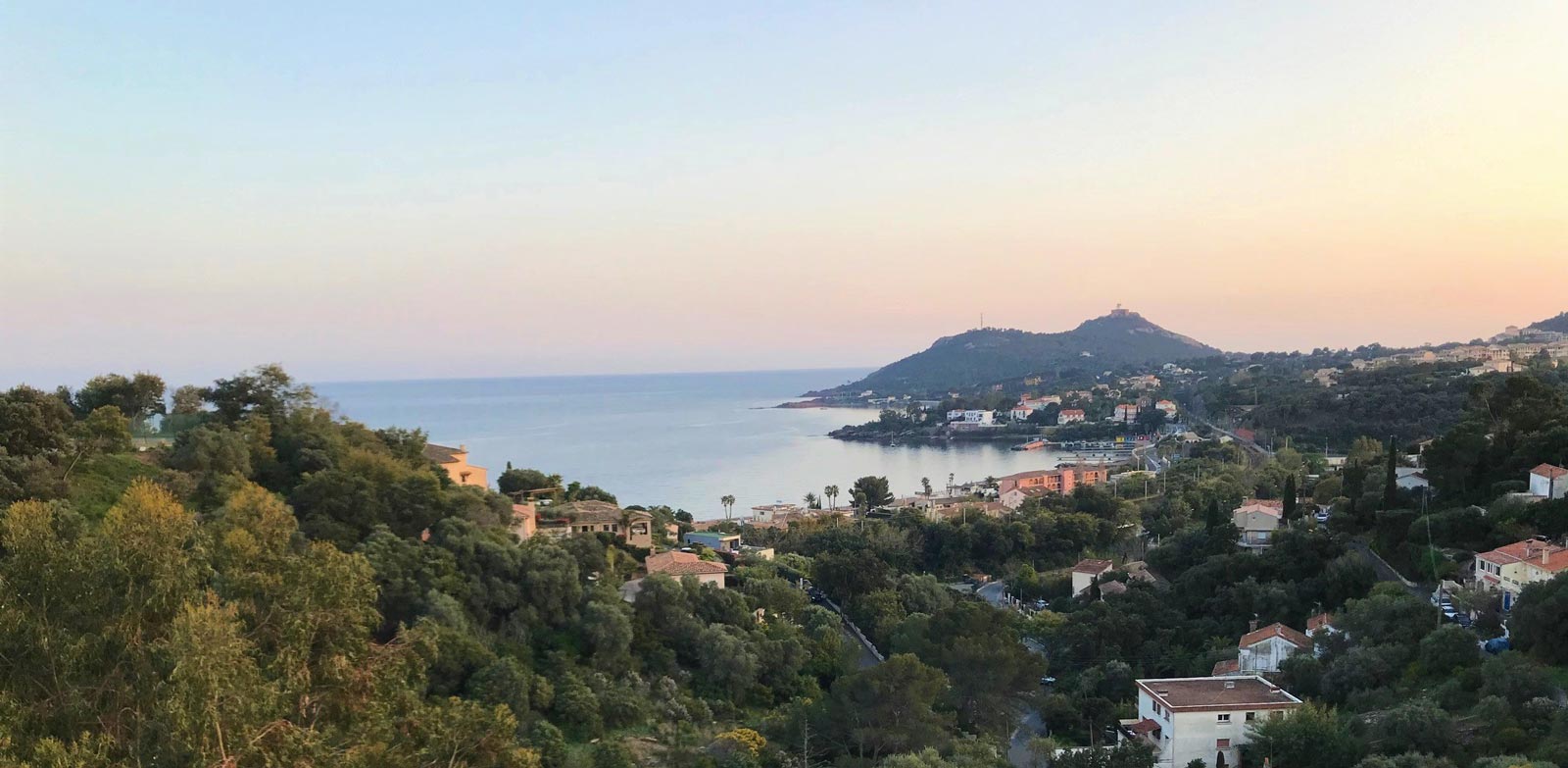 SAINT-RAPHAËL – AGAY – Hôtel Premium Les Roches Rouges