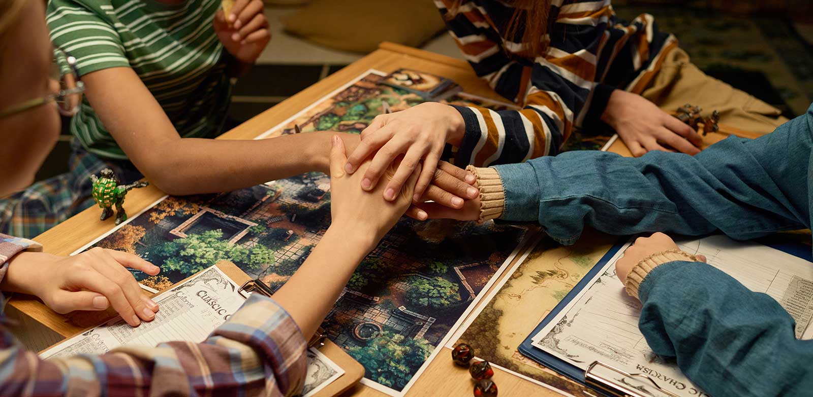 Camaret, Jeux stratégiques /Rôle (Été)