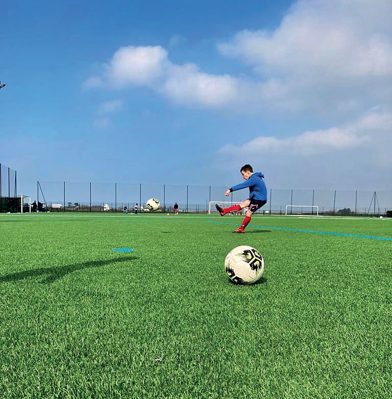 Bertheaume, Passion Football 6-14ans (Printemps)