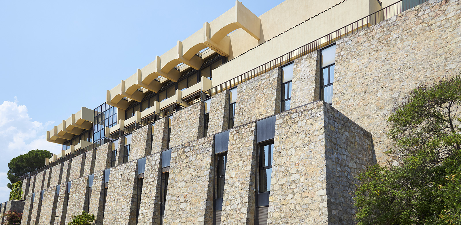 HYÈRES – Hôtel Le Continental